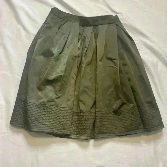 Banana Republic Dresses & Skirts - Banana Republic Size 4 Women’s Pleated Pocket Dress Olive Green